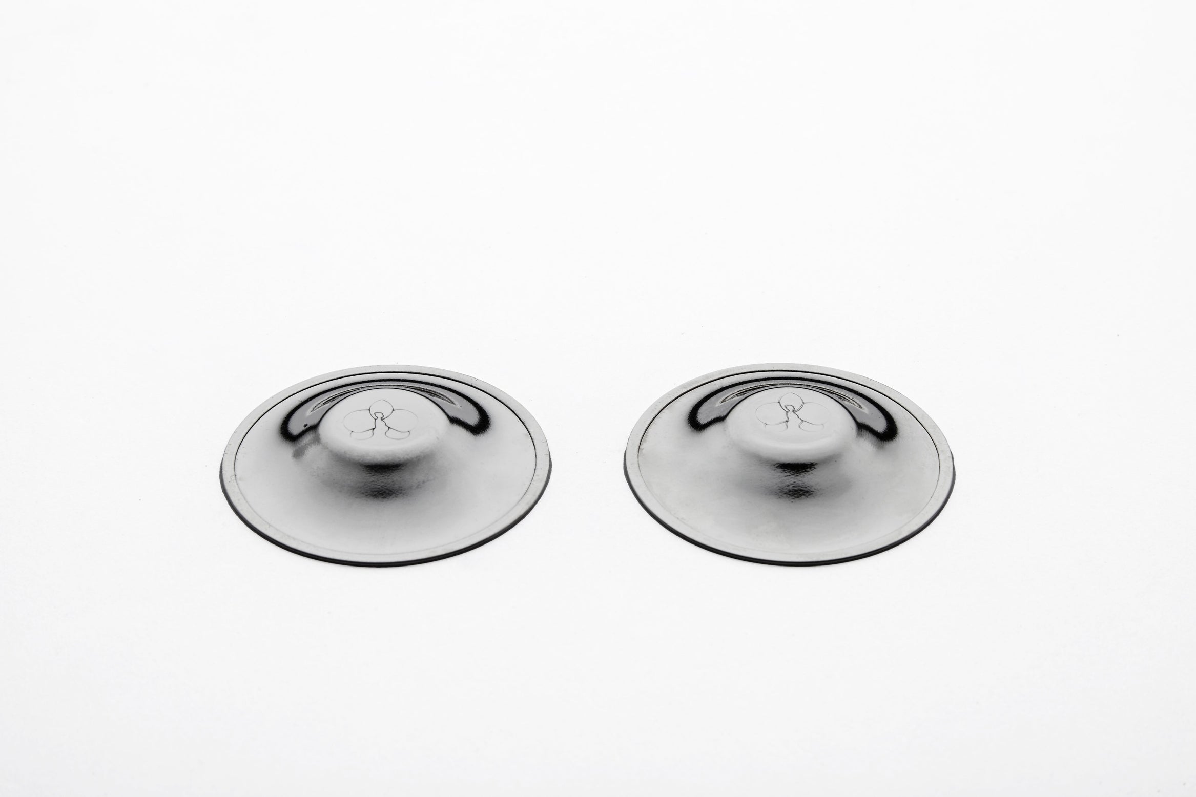 Zomee Original 999 Silver Nursing Cups Nipple Shields