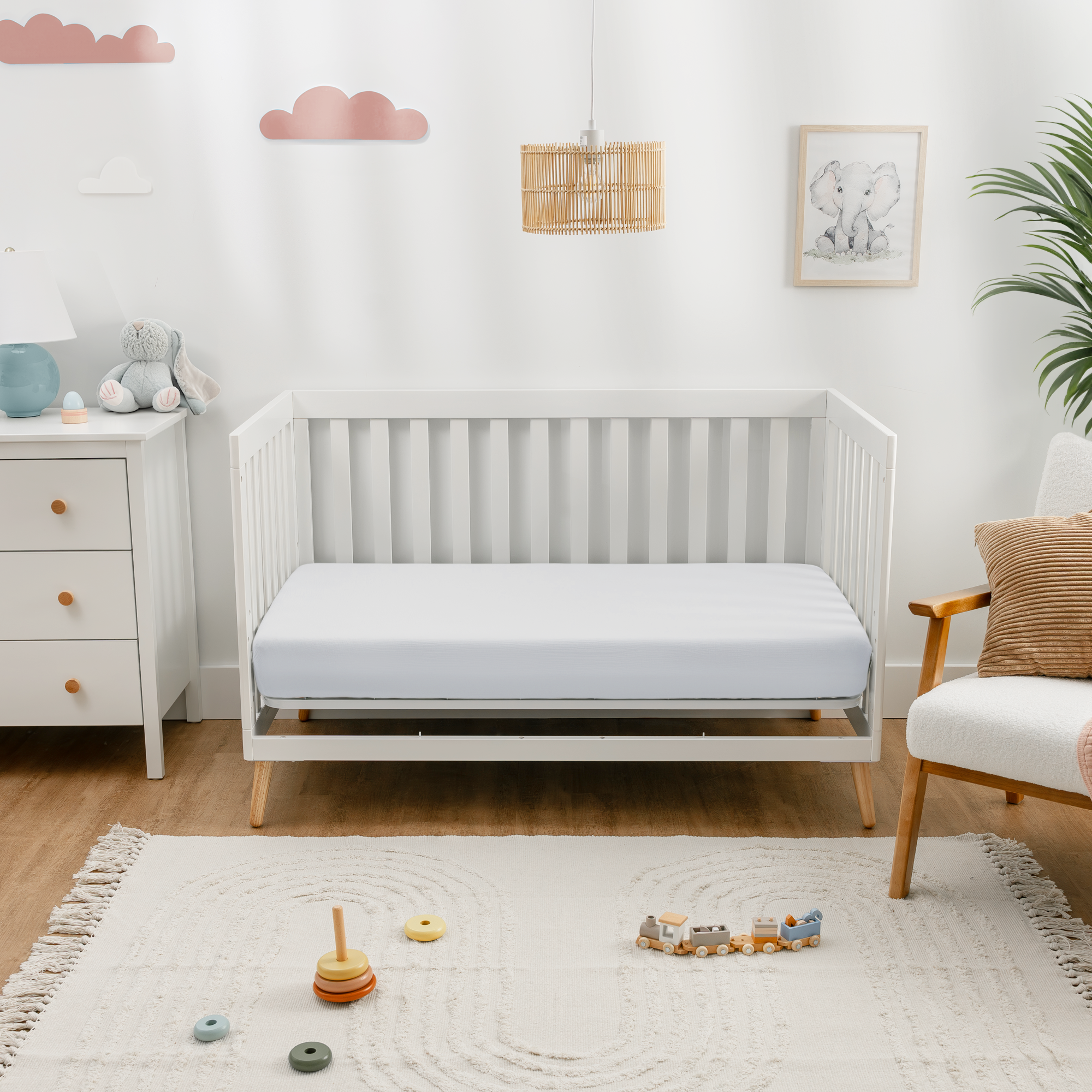 Comfy Cubs Muslin Fitted Crib Sheet
