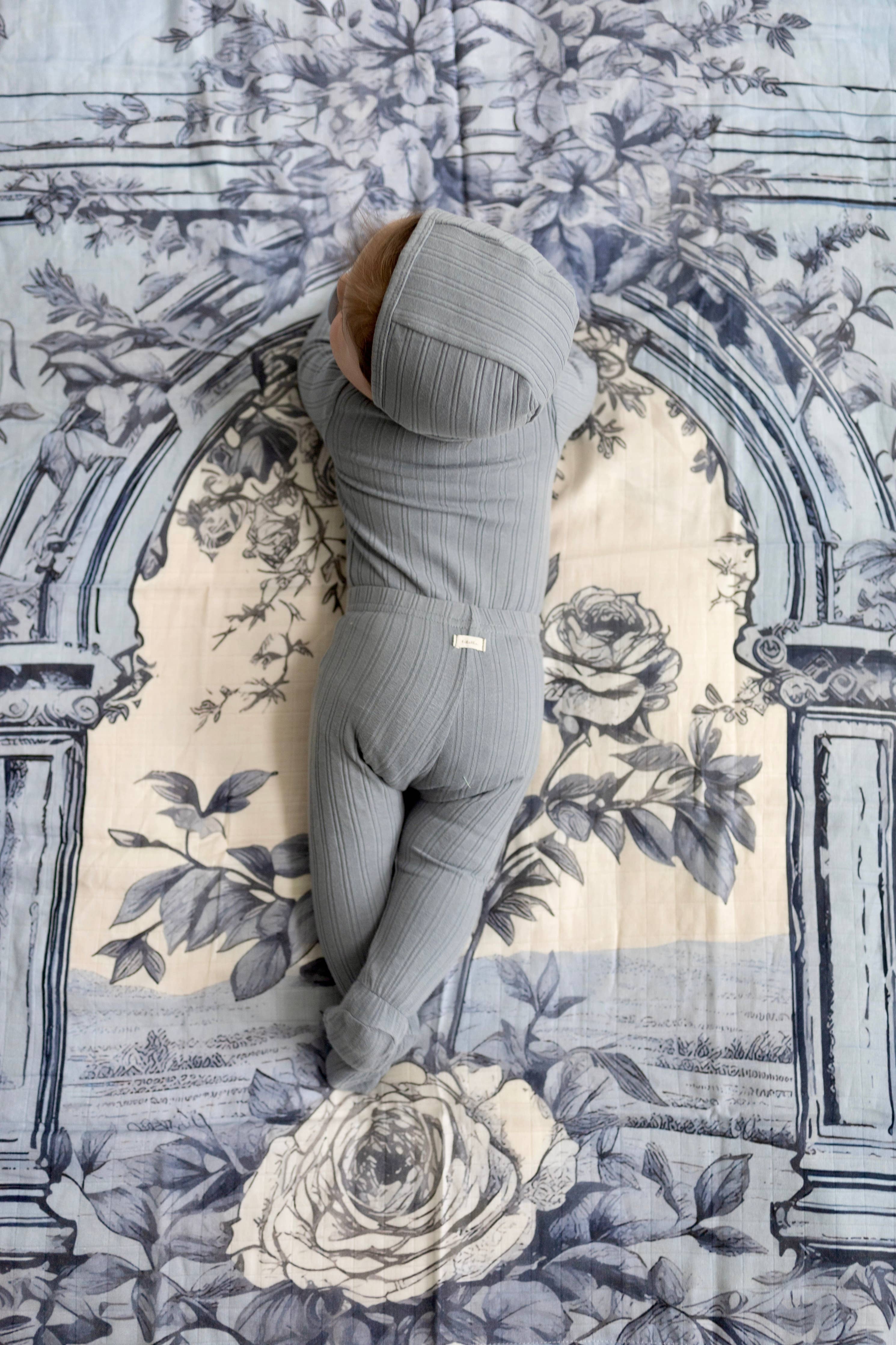 Little Threads The Garden Window Muslin Blanket