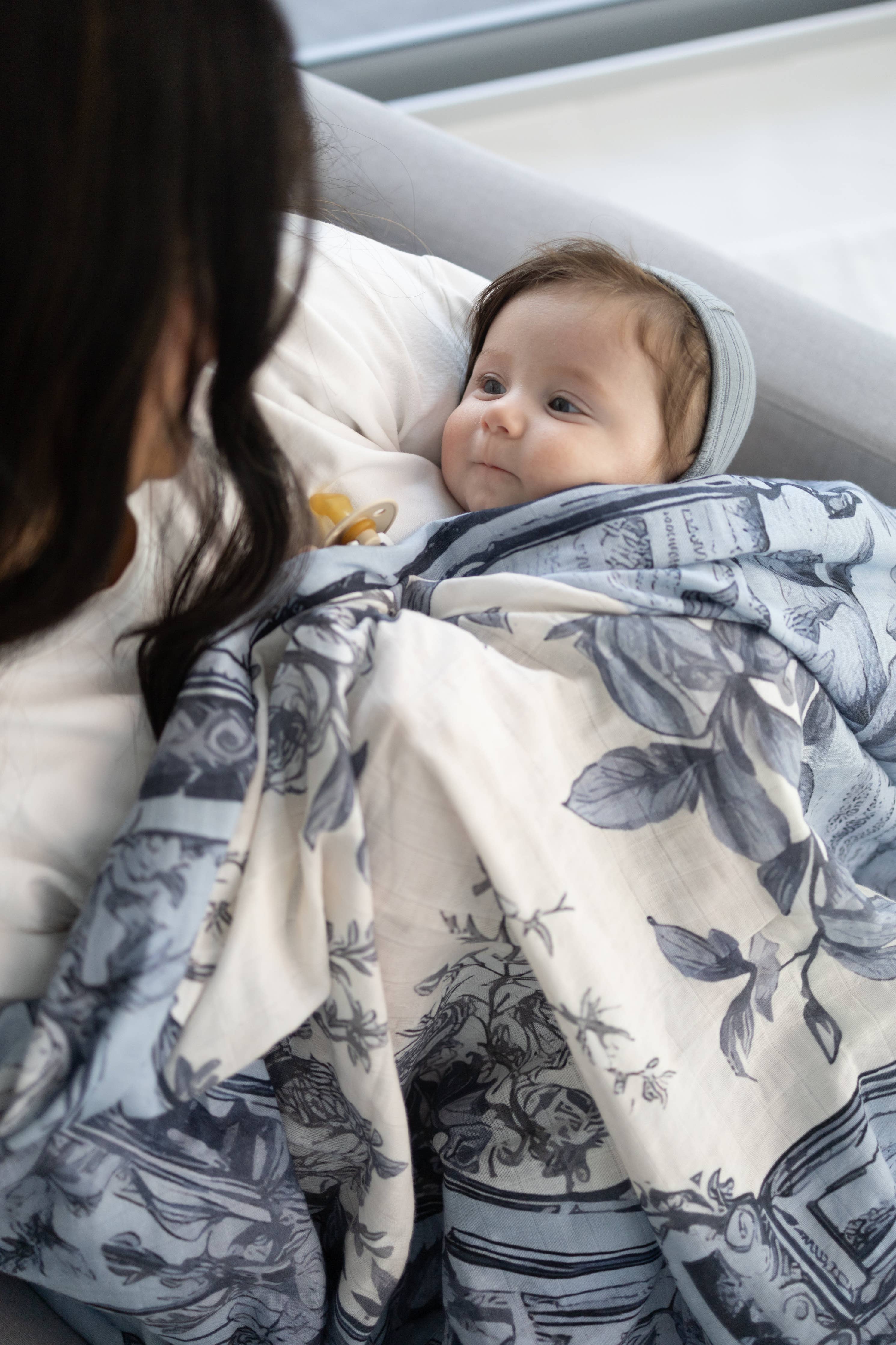 Little Threads The Garden Window Muslin Blanket