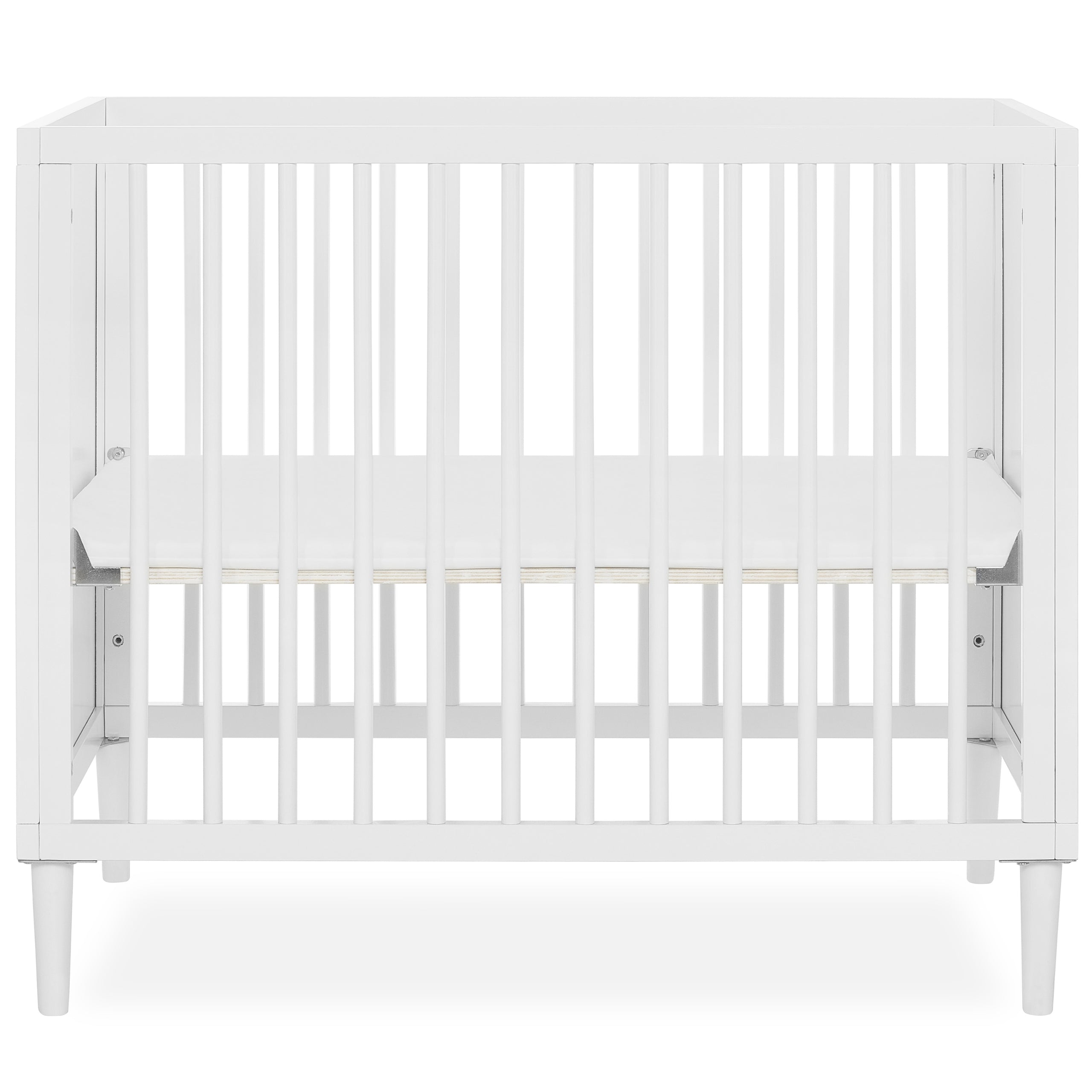 Dream On Me Lucas Mini Modern Crib