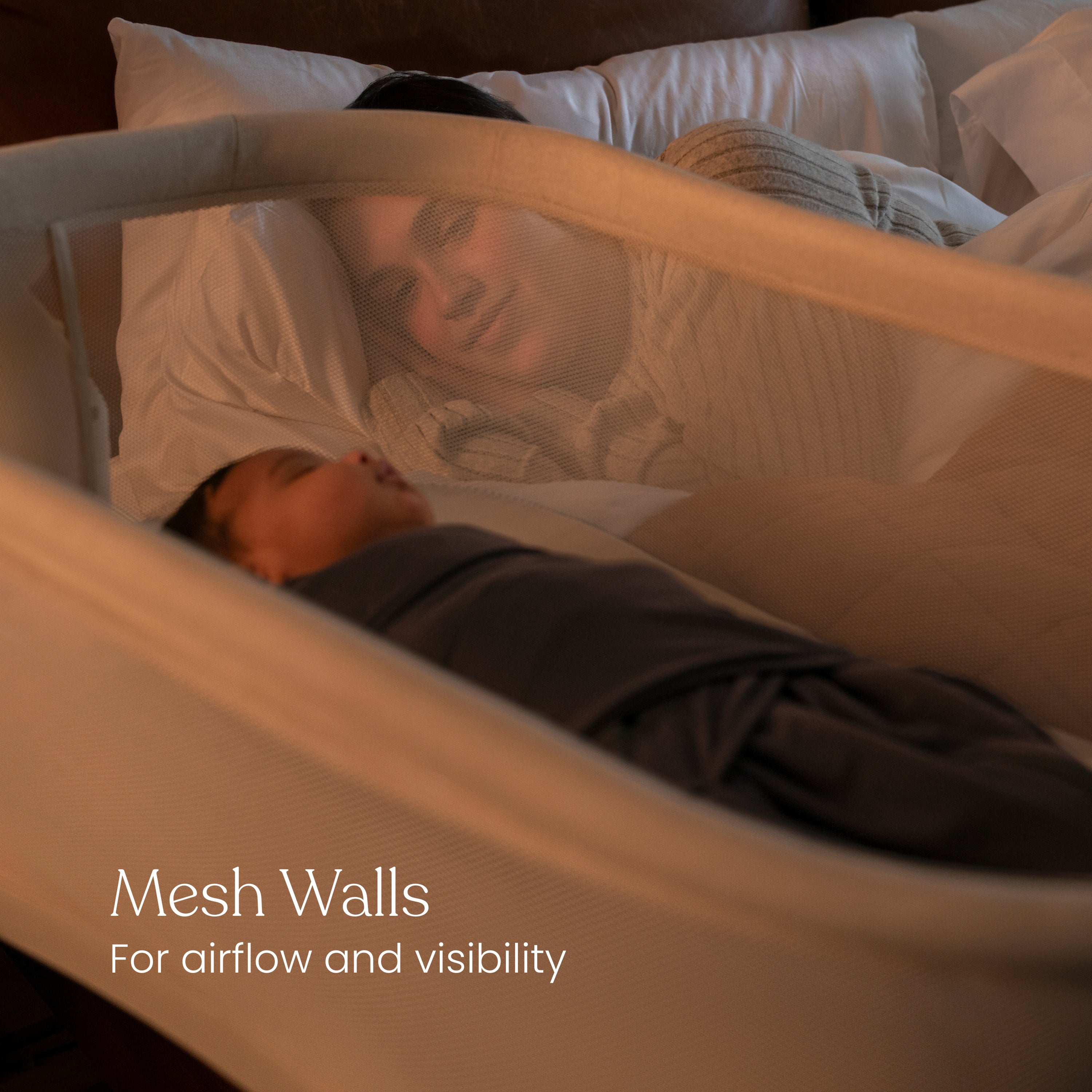 Halo BassiNest Swivel Sleeper 4.0 Signature