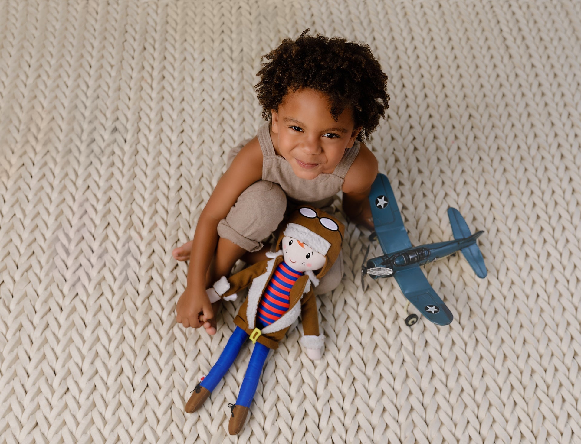 Ely's & Co. Hearts of Yarn Archer Doll