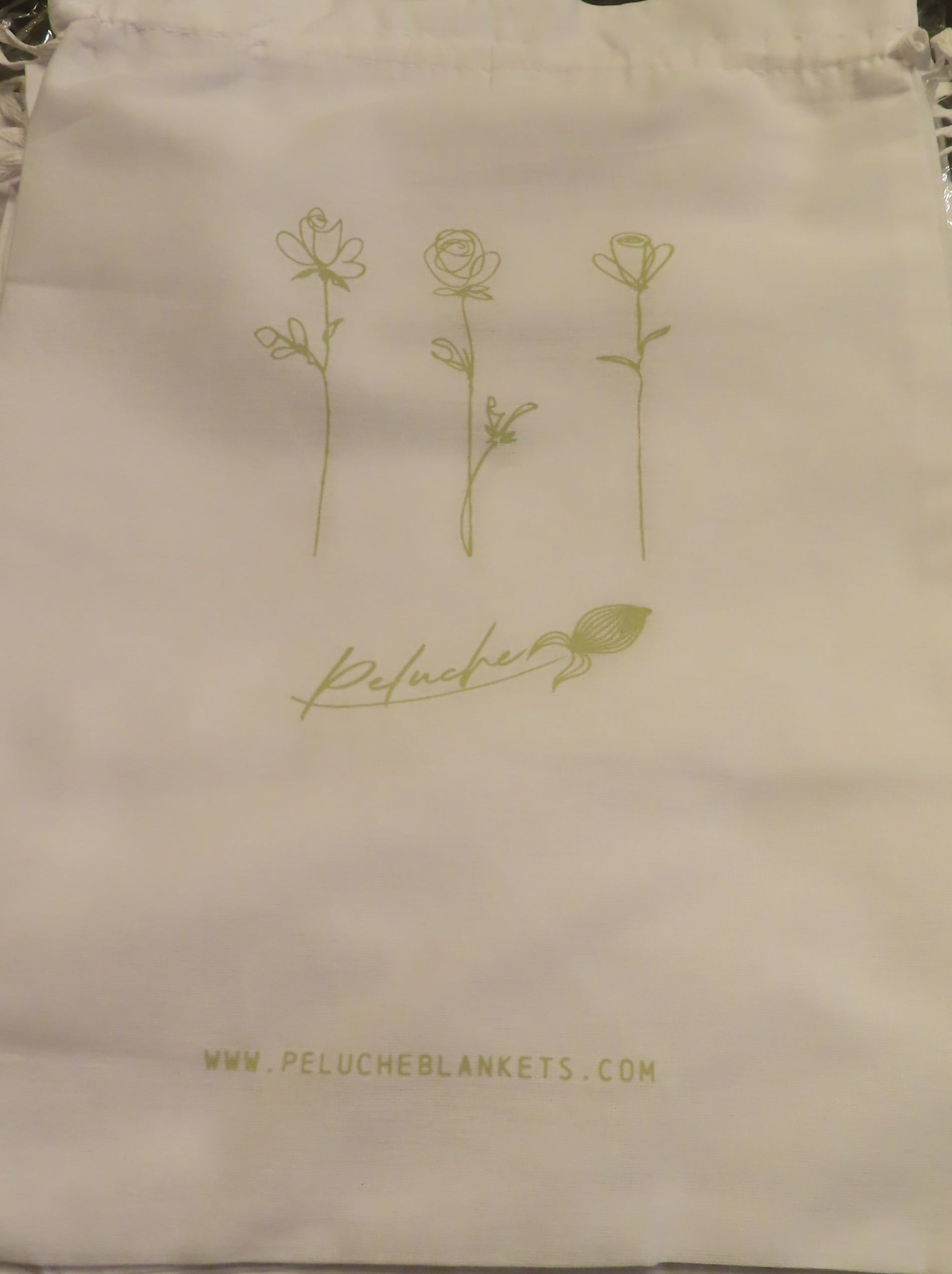 Peluche Bébé Lambswool Blanket + Canvas Bag