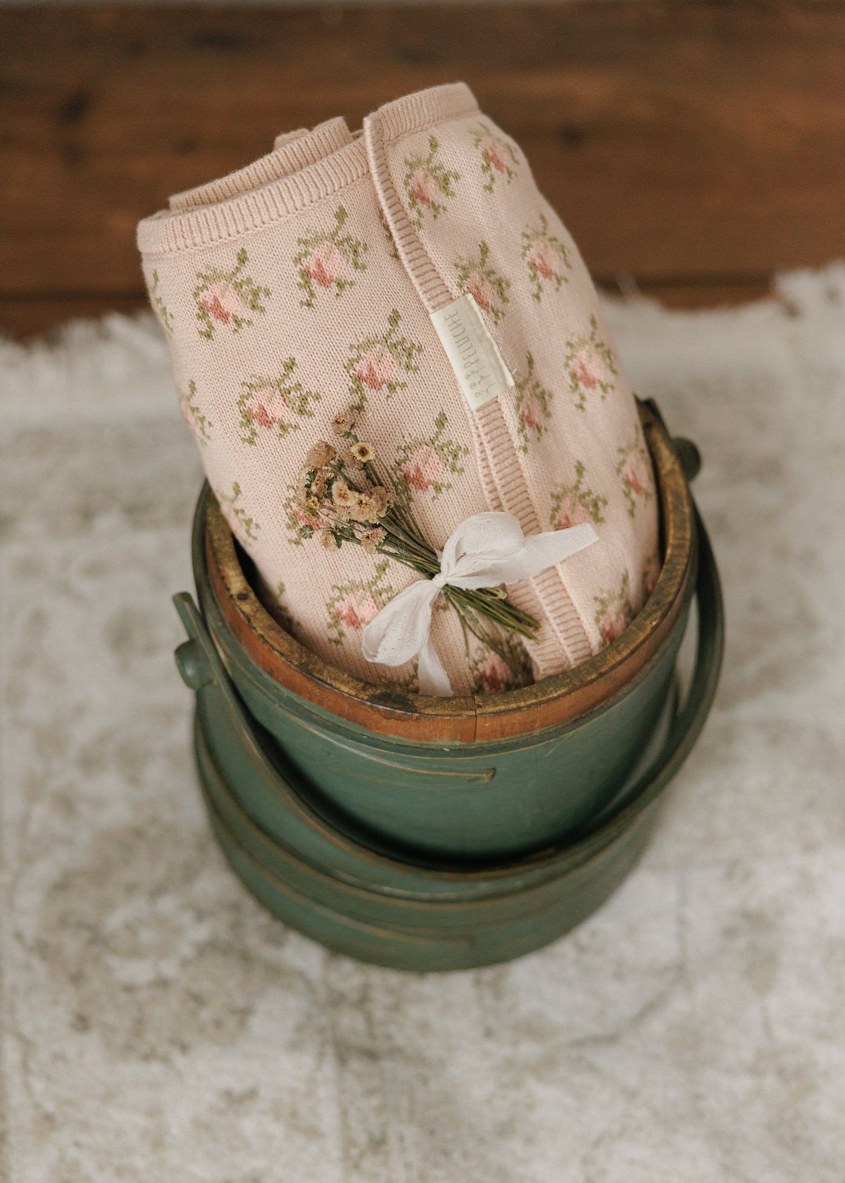 Peluche Floral Intarsia Knit Blanket