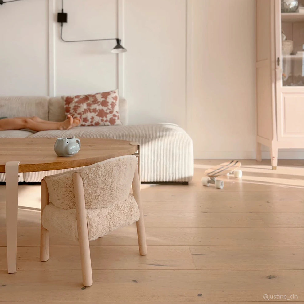 Charlie Crane SABA Chair
