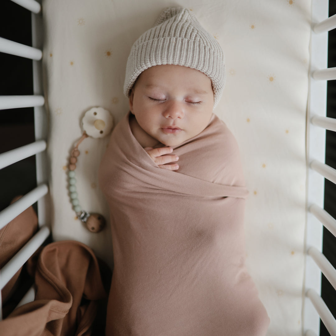 Mushie Silicone Cleo Pacifier Clip