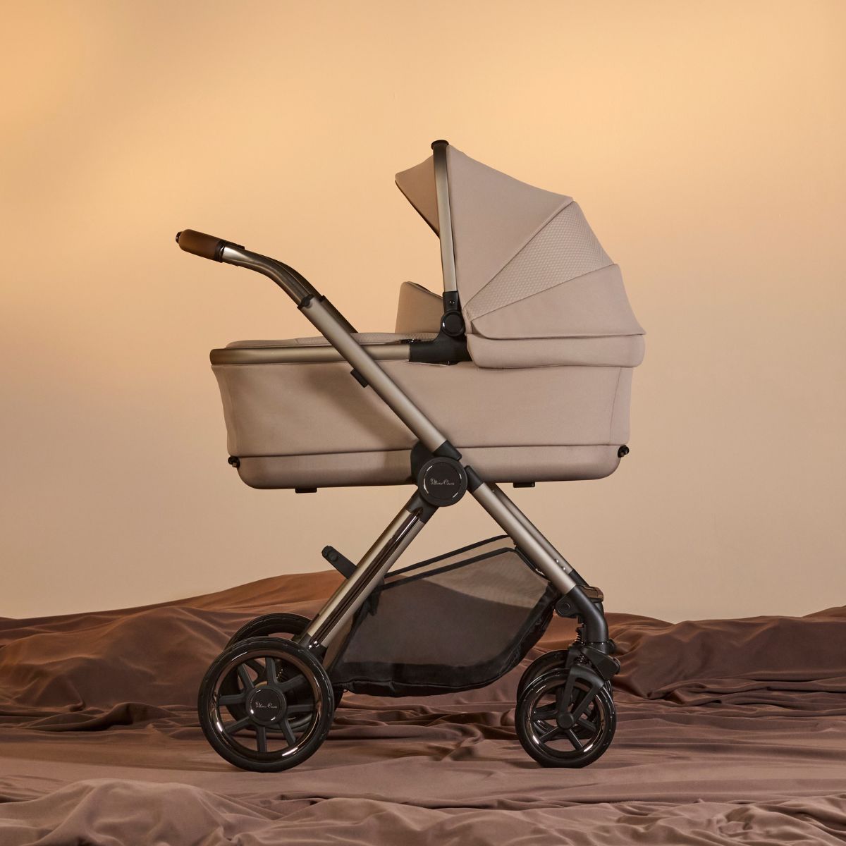 Silver Cross Reef 2 First Bed Folding Bassinet (2025 Edition)