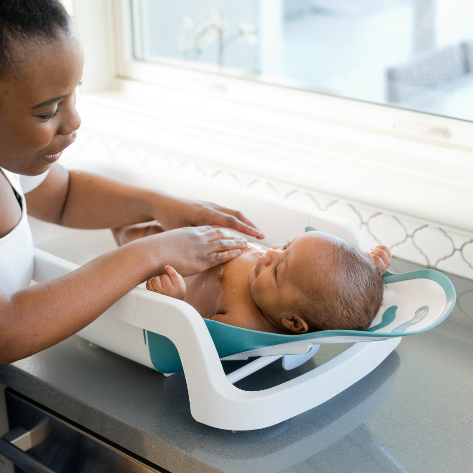 The First Years Sure Comfort 4-in-1 Reclining Bathtub