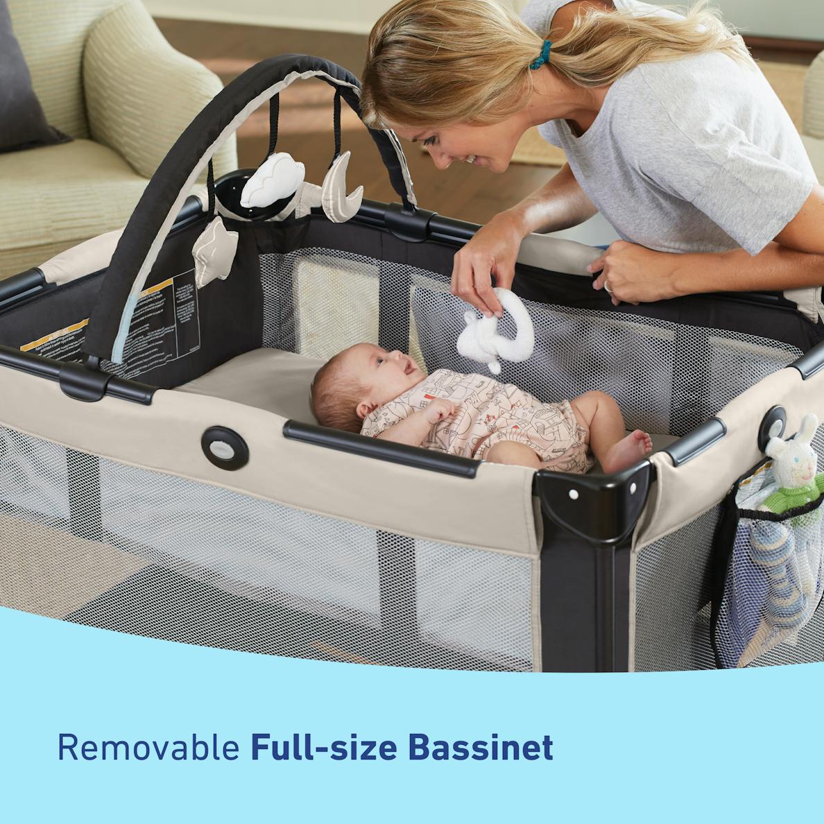 Graco Pack 'n Play On The Go 2-Level Playard