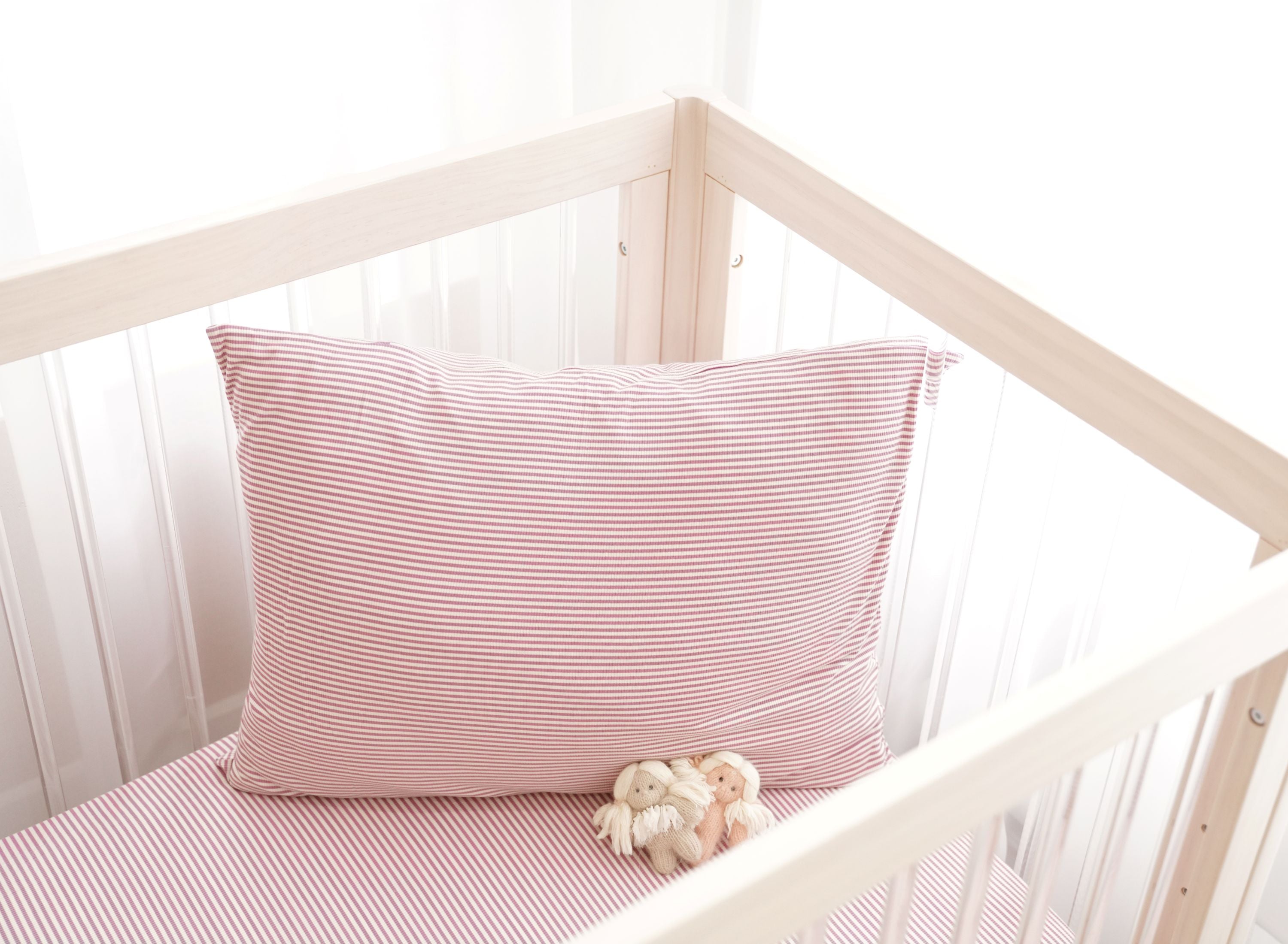 Hibernate 3 Piece Crib Linen Set (52"x 28")