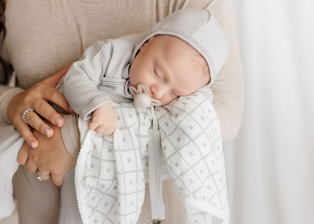 Aurora Classics Hypoallergenic Muslin Burp Cloth | 3-Pack