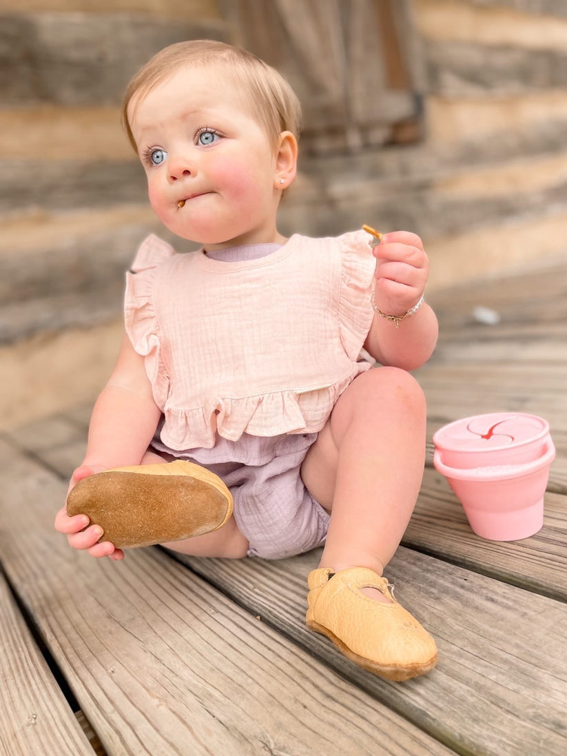 Ali+Oli Muslin Cotton Ruffle Baby Bib