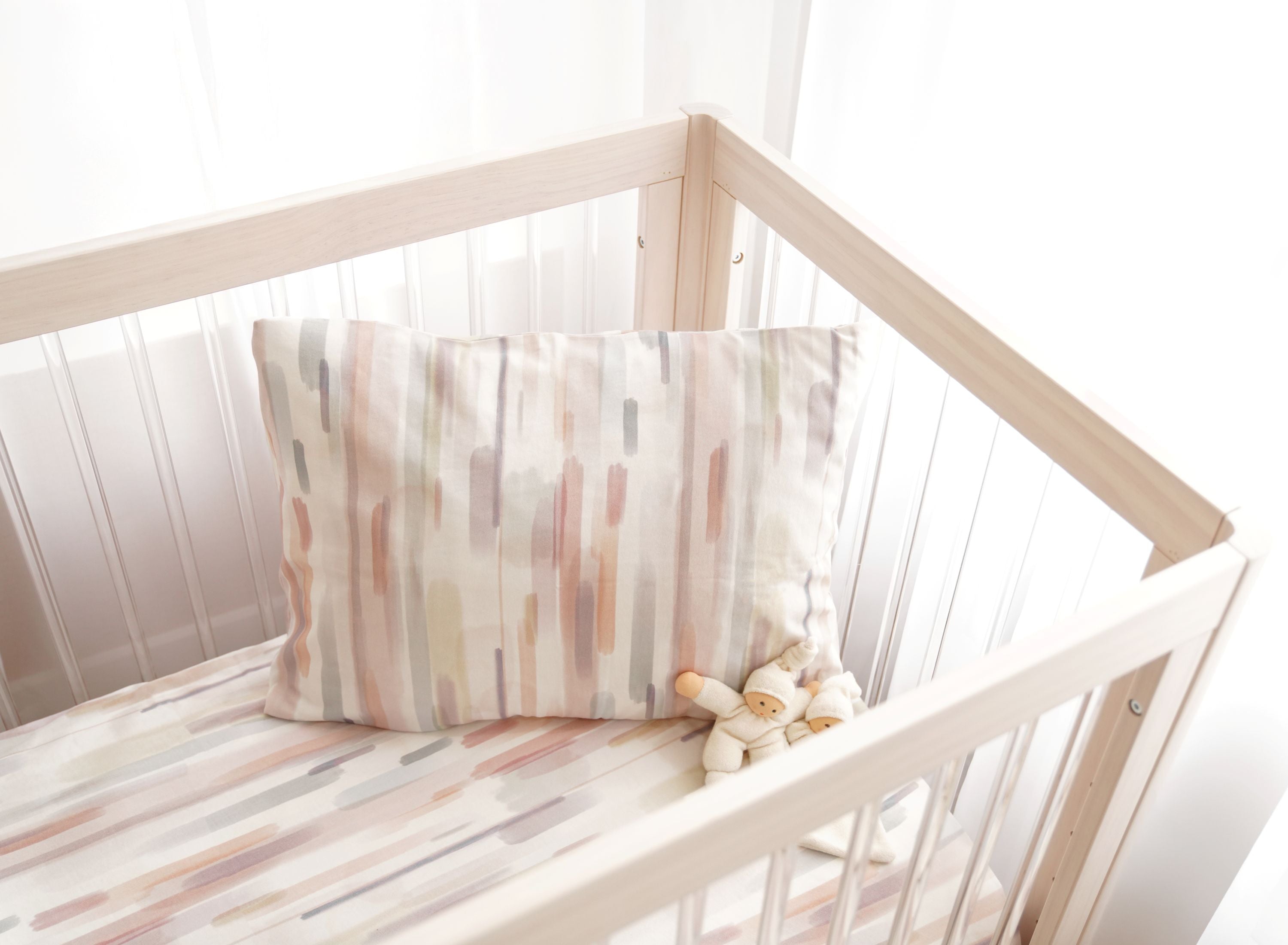 Hibernate 3 Piece Crib Linen Set (52"x 28")
