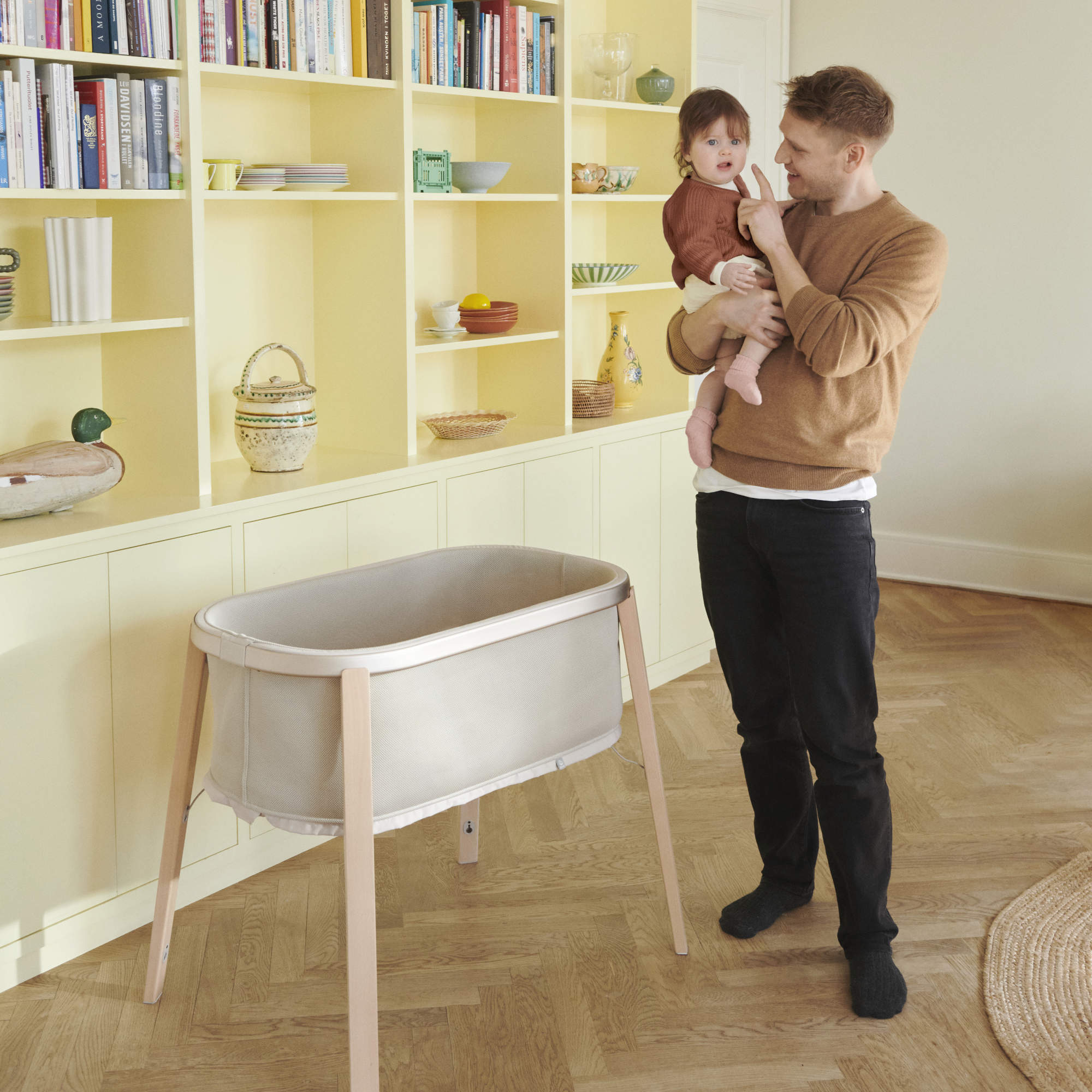 stokke beige Stokke Snoozi Bassinet Sandy Beige
