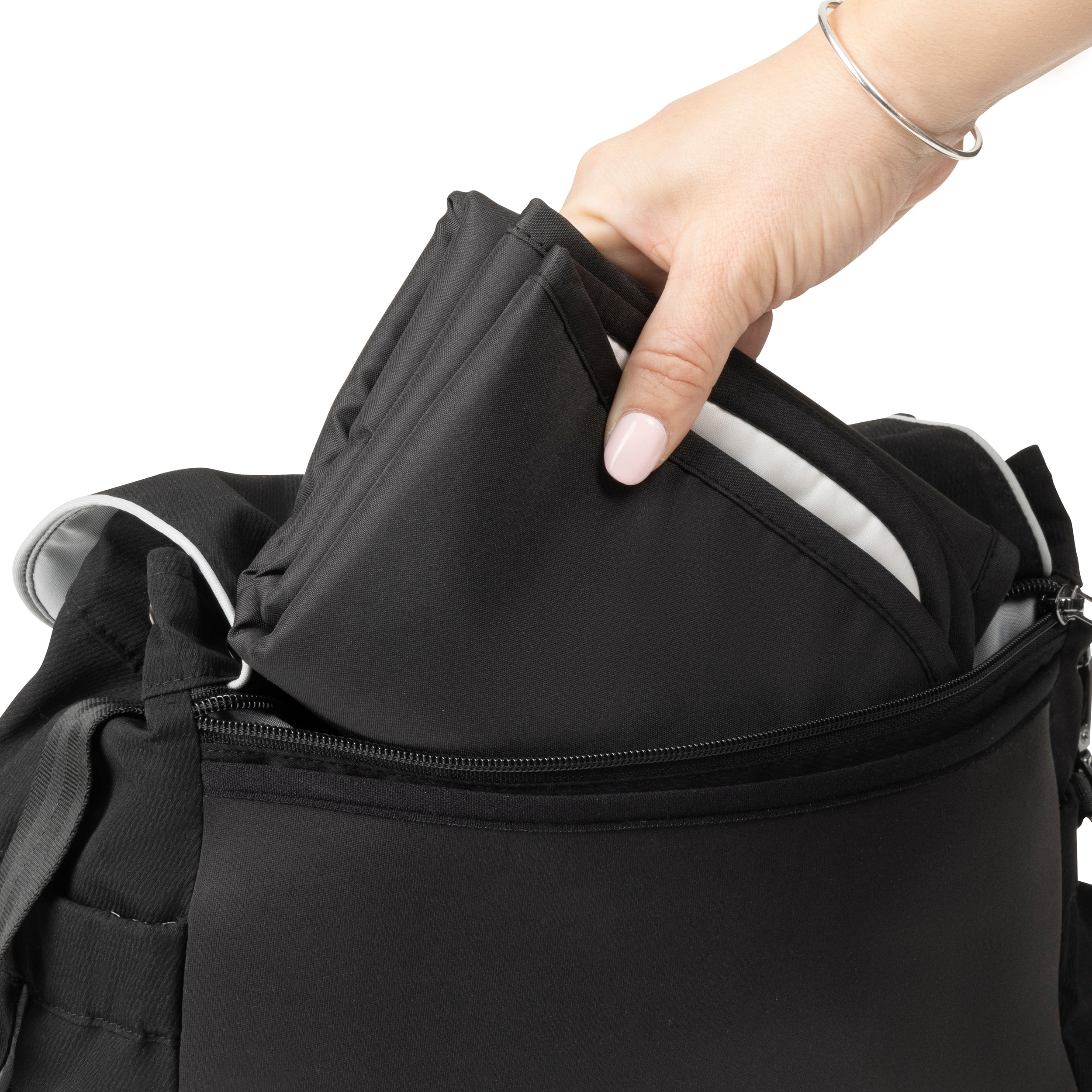 evenflo backpack Evenflo Shyft DualRide Babe on The Run Essentials Bag