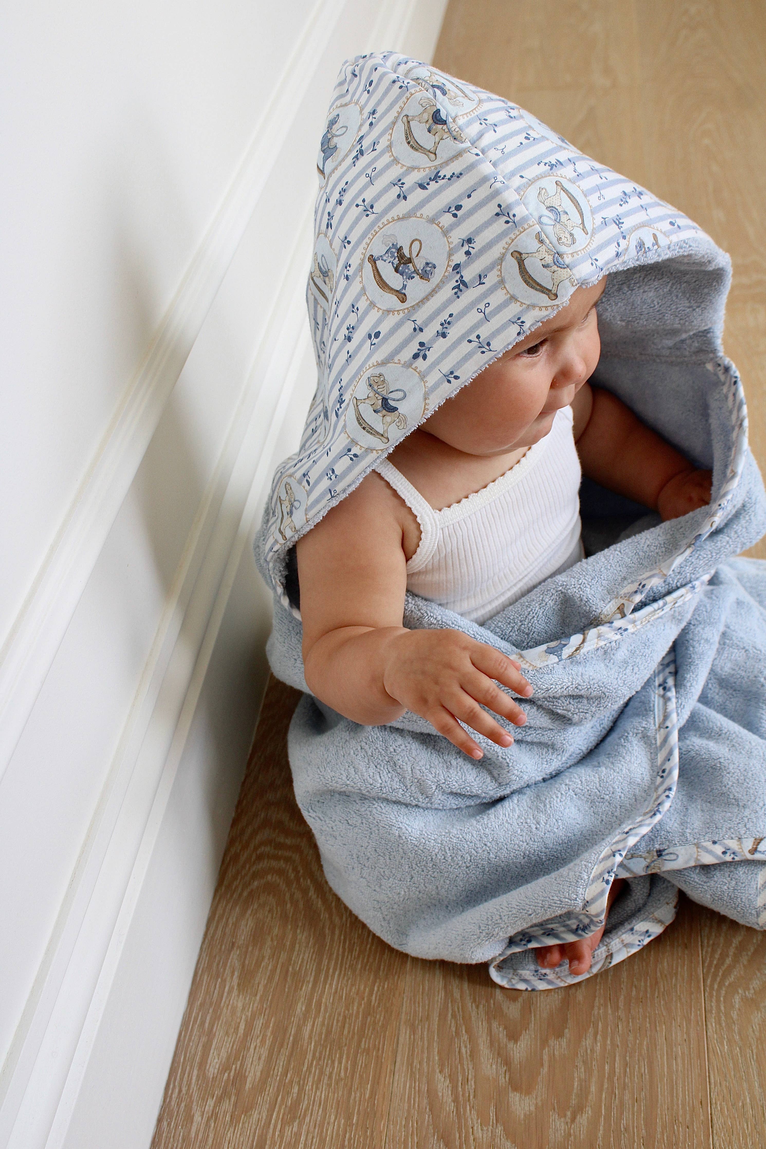 Little Threads Rocking Horse Hooded Bath Towel