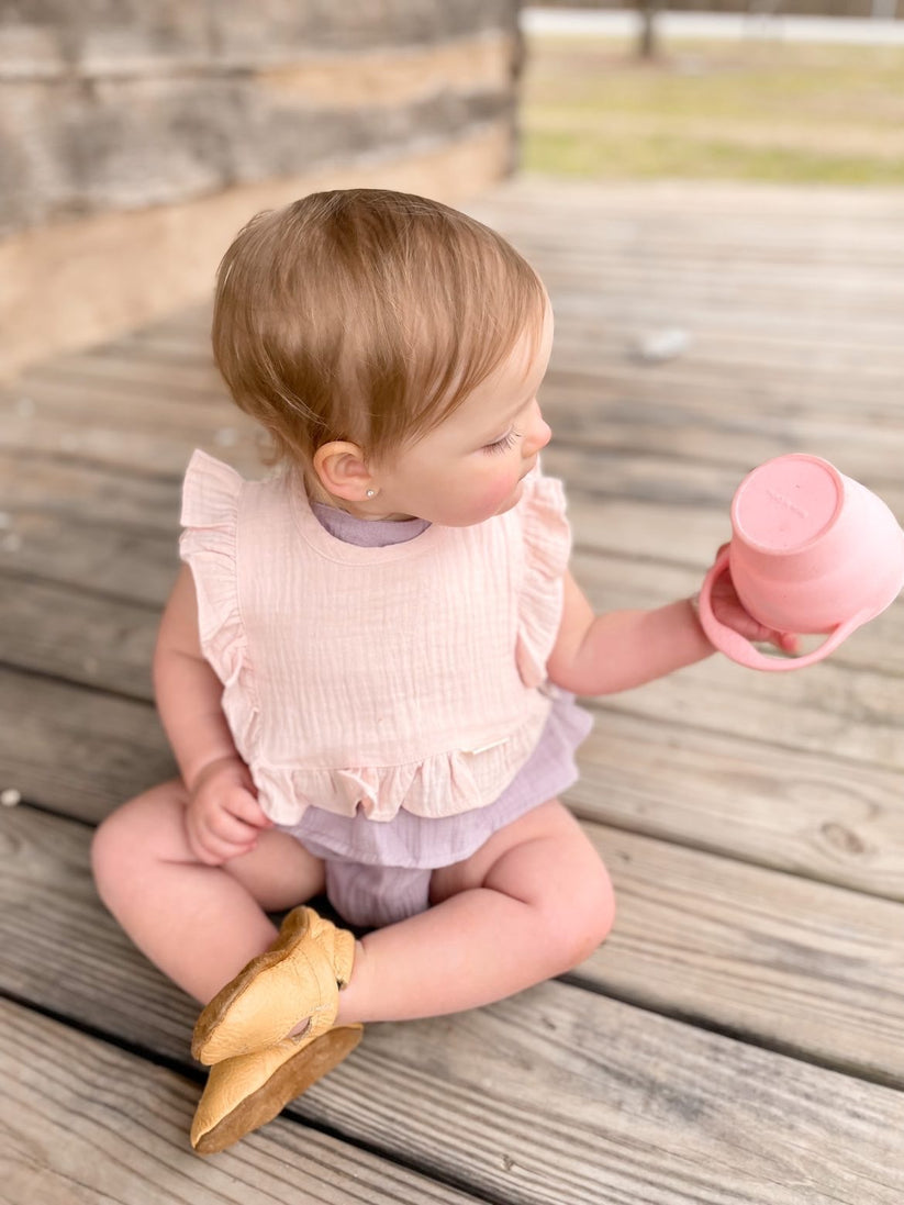 Ali+Oli Muslin Cotton Ruffle Baby Bib