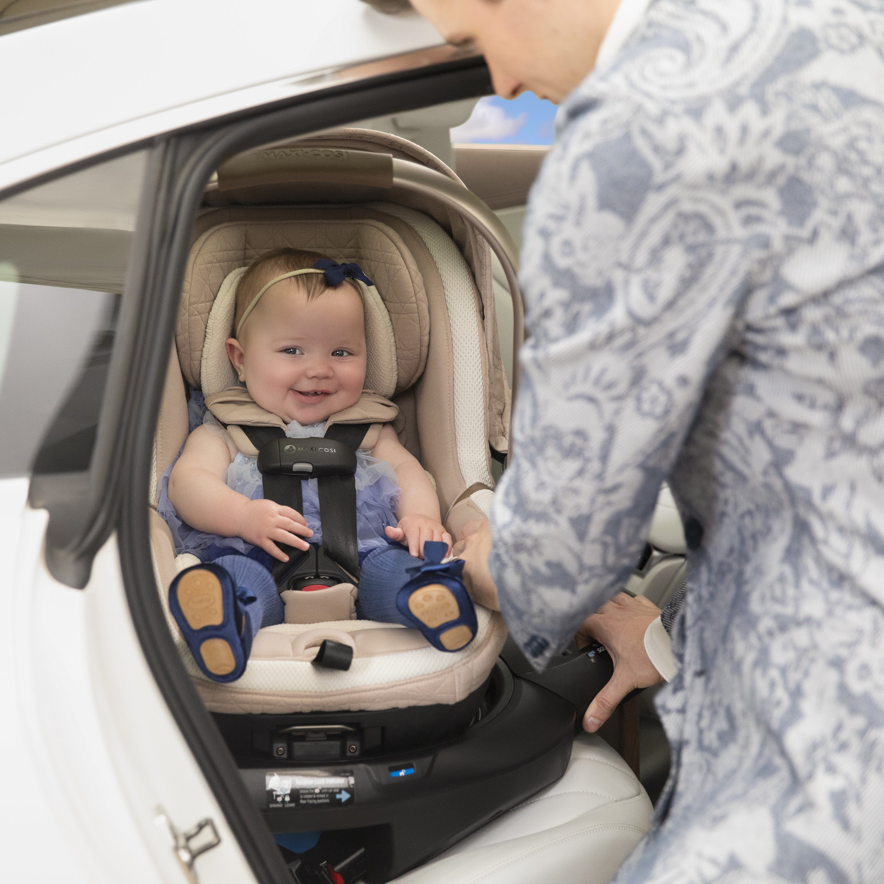 maxi cosi rotating infant car seat Maxi-Cosi Kindred Peri 180° Rotating Infant Car Seat