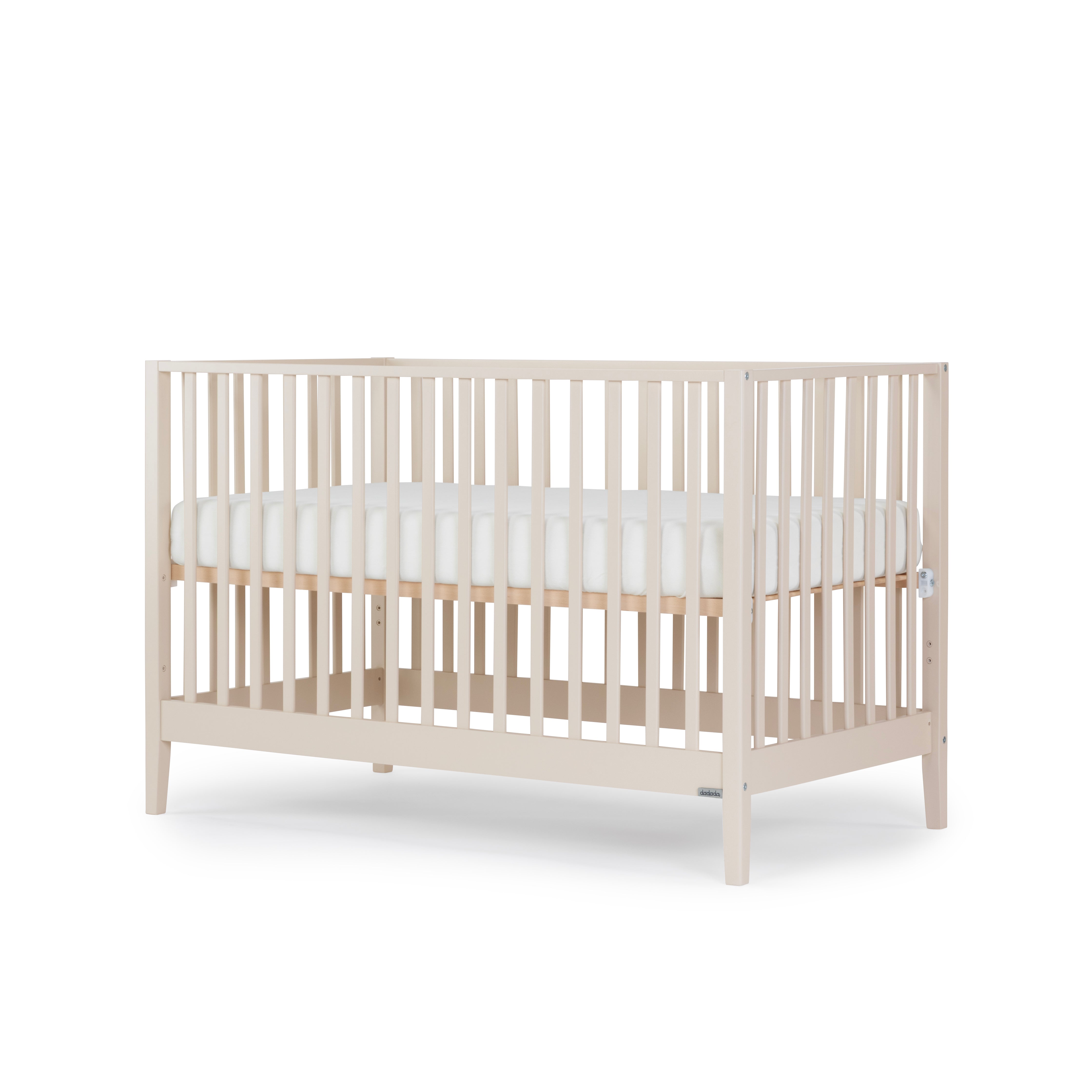 dadada LaLa 3-in-1 Convertible Crib
