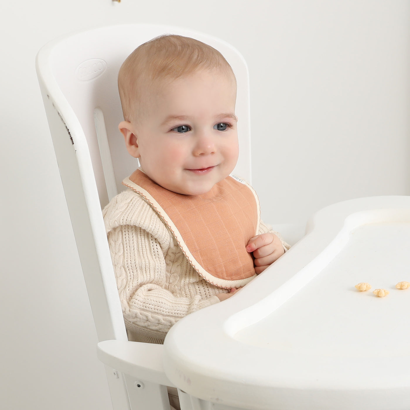 La'dore Muslin Water Resistant Bib 2-Pack