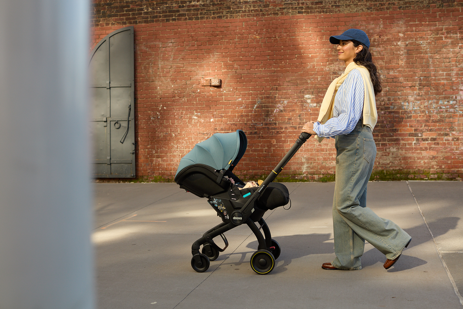 Doona X Infant Car Seat Stroller & Latch Base