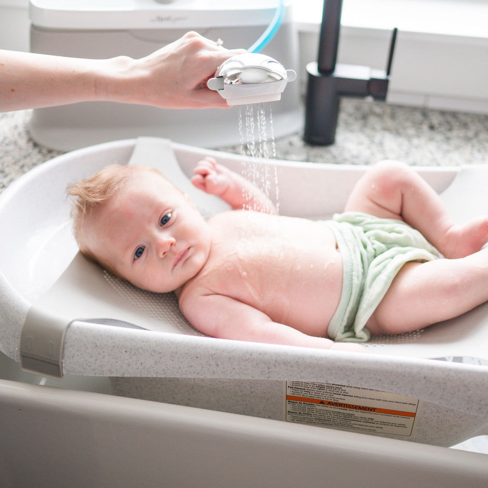 summer infant soothing spa and shower The First Years Rain Shower Baby Spa Tub with Soothing Spray Showerhead