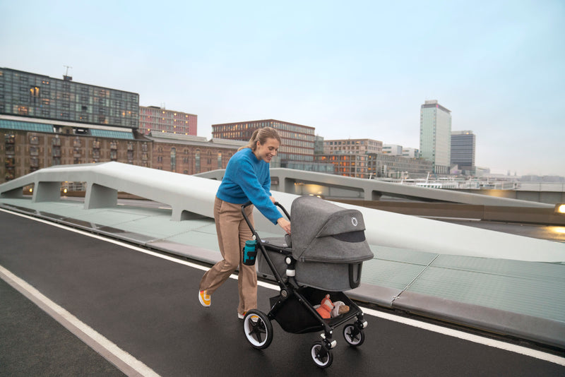 Mega babies' Bugaboo Lynx stroller is the perfect all-terrain stroller thanks to its streamlined design.