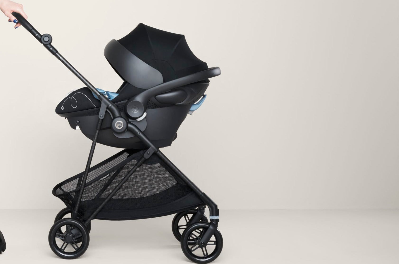 Cybex Melio Carbon, 2021, Moon Black