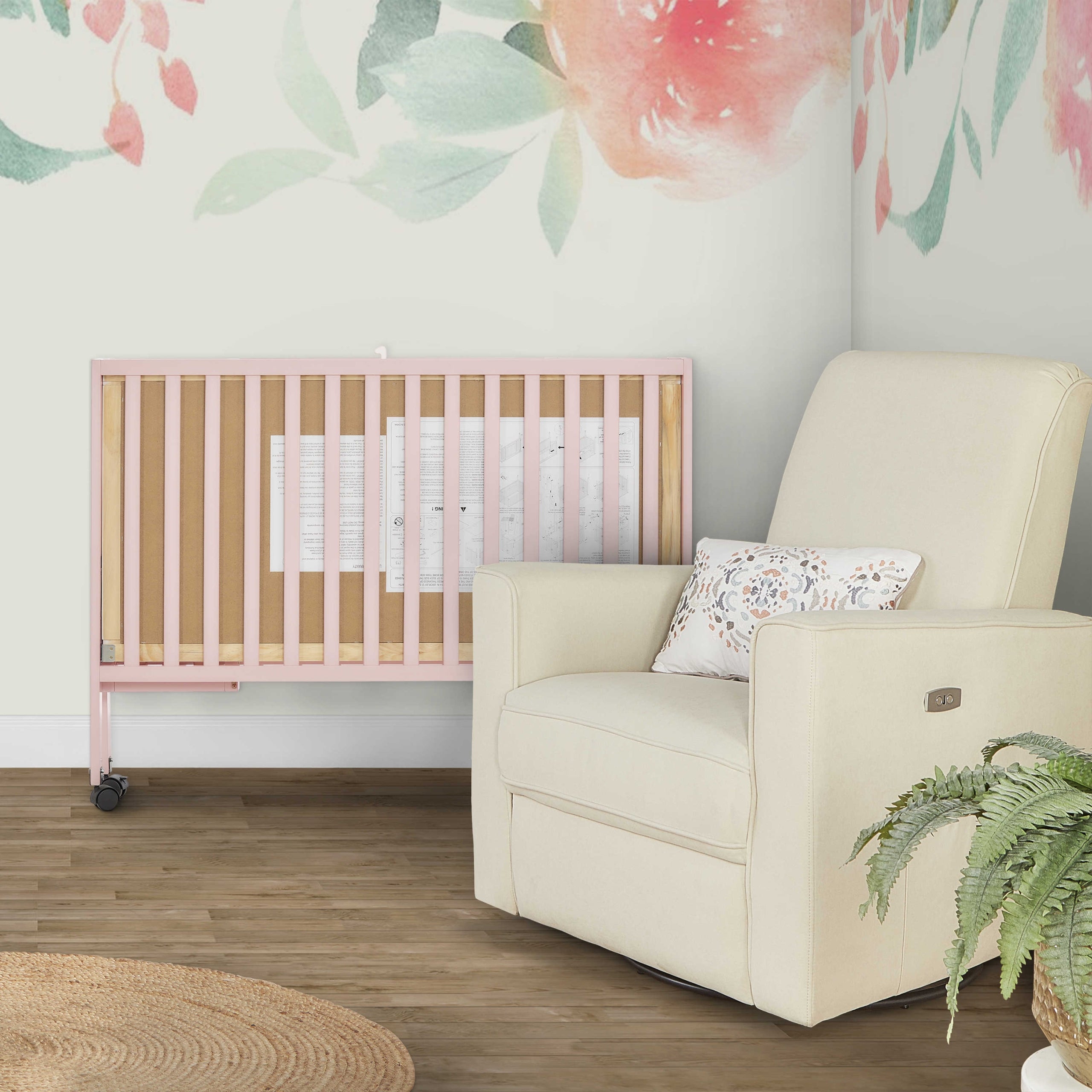Dream On Me Quinn Full Size Folding Crib
