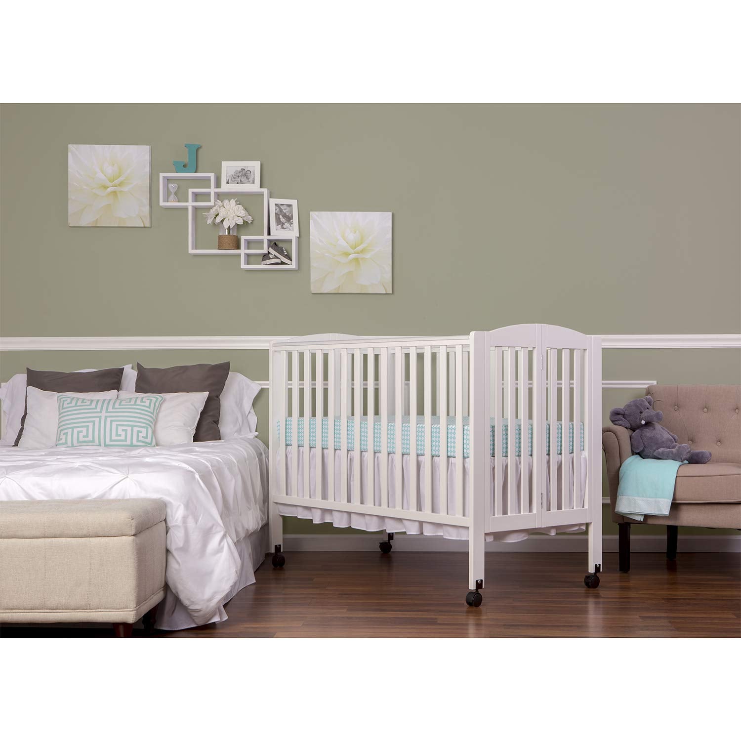 Dream On Me Full Size Folding Crib1