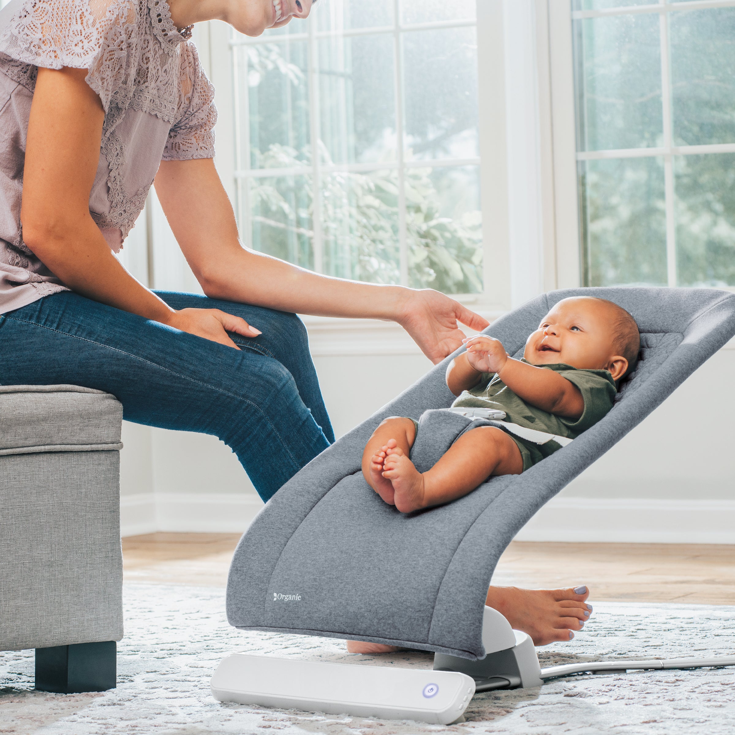 Chicco E-Motion Auto-Glider & Bouncer | Open Box