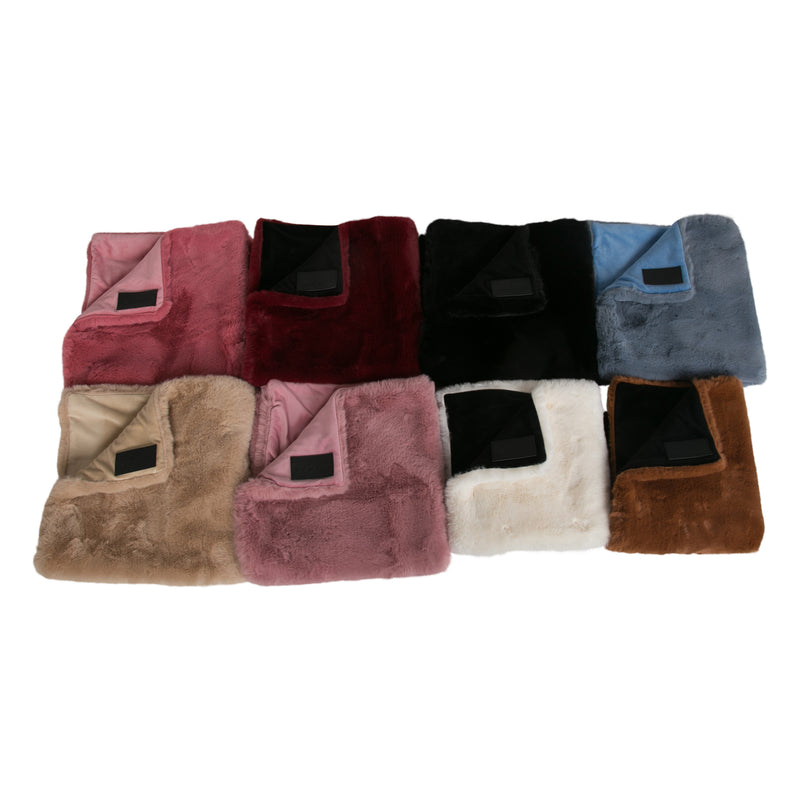 Mega babies' Cadeau fluffy baby blankets are supplied in a range of 8 vibrant colors.