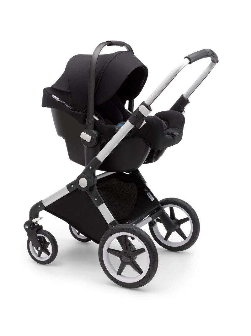 It's easy to attach accessories to the Bugaboo Lynx stroller, featured by Mega babies.