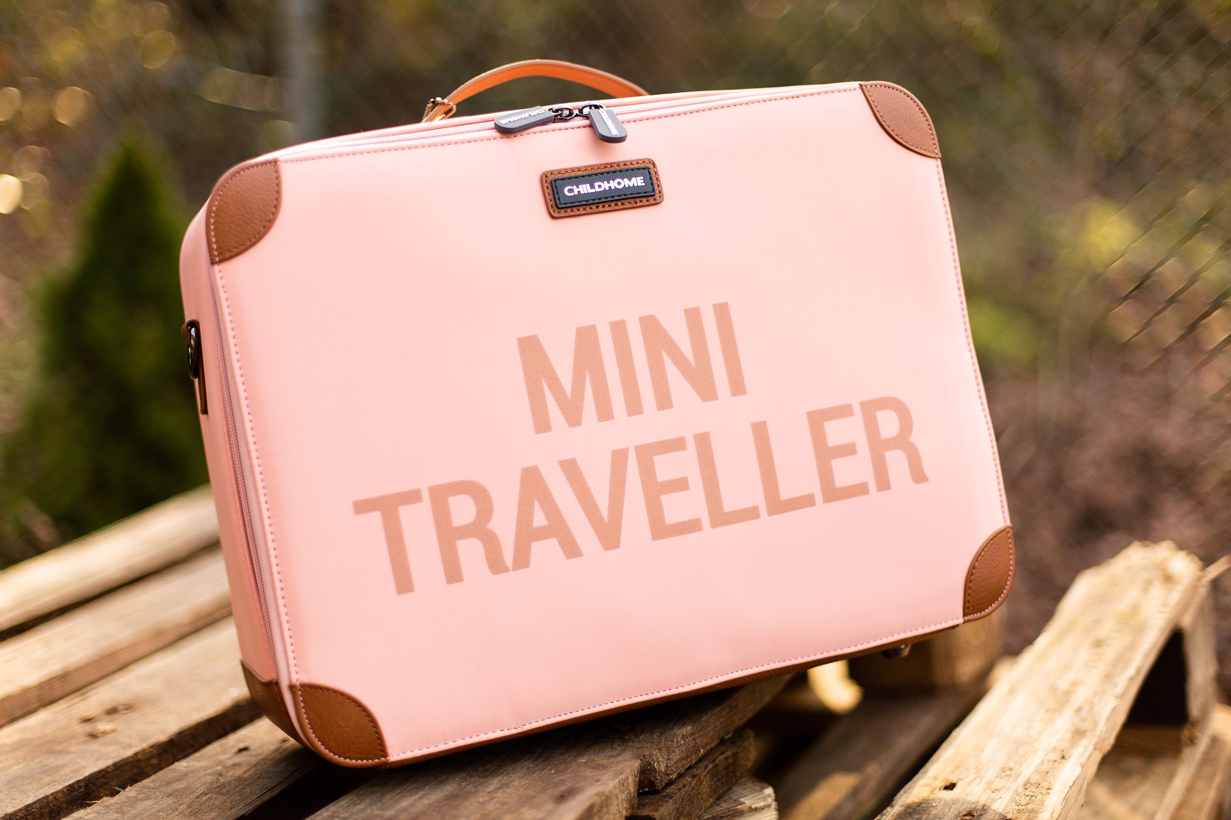 【threetimes】Curio mini bag (2colors) Mini Trunk Crossbody – Old Trend