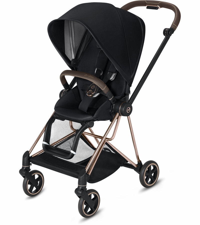 Mega babies' Cybex Mios Stroller has a padded inlay to keep your baby warm and comfortable.